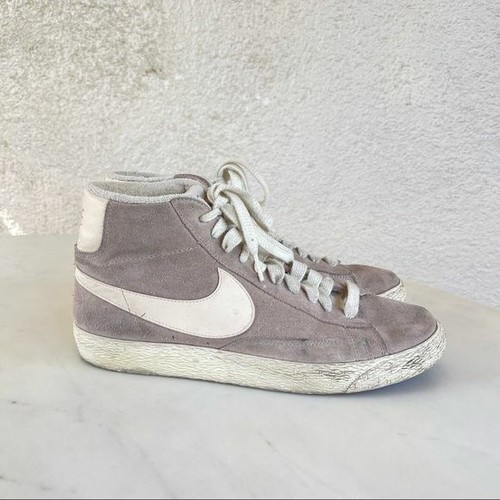 nike blazer gray suede