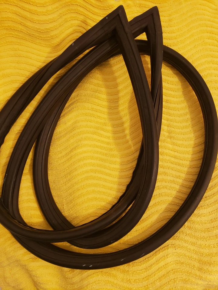 Sello de impermeabilización de parabrisas OEM para Nissan Datsun 240z 260z 280z usado 👌 Foto 3 de 4
