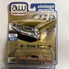 Auto World Mighty MiniVans Modern Muscle Vintage 1:64 Diecast Model Car Toys