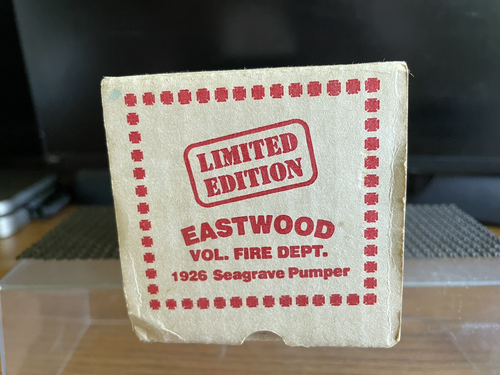 1926 SEAGRAVE PUMPER 125 EASTWOOD CO. DIECAST BANK NIB 1991 MADE BY