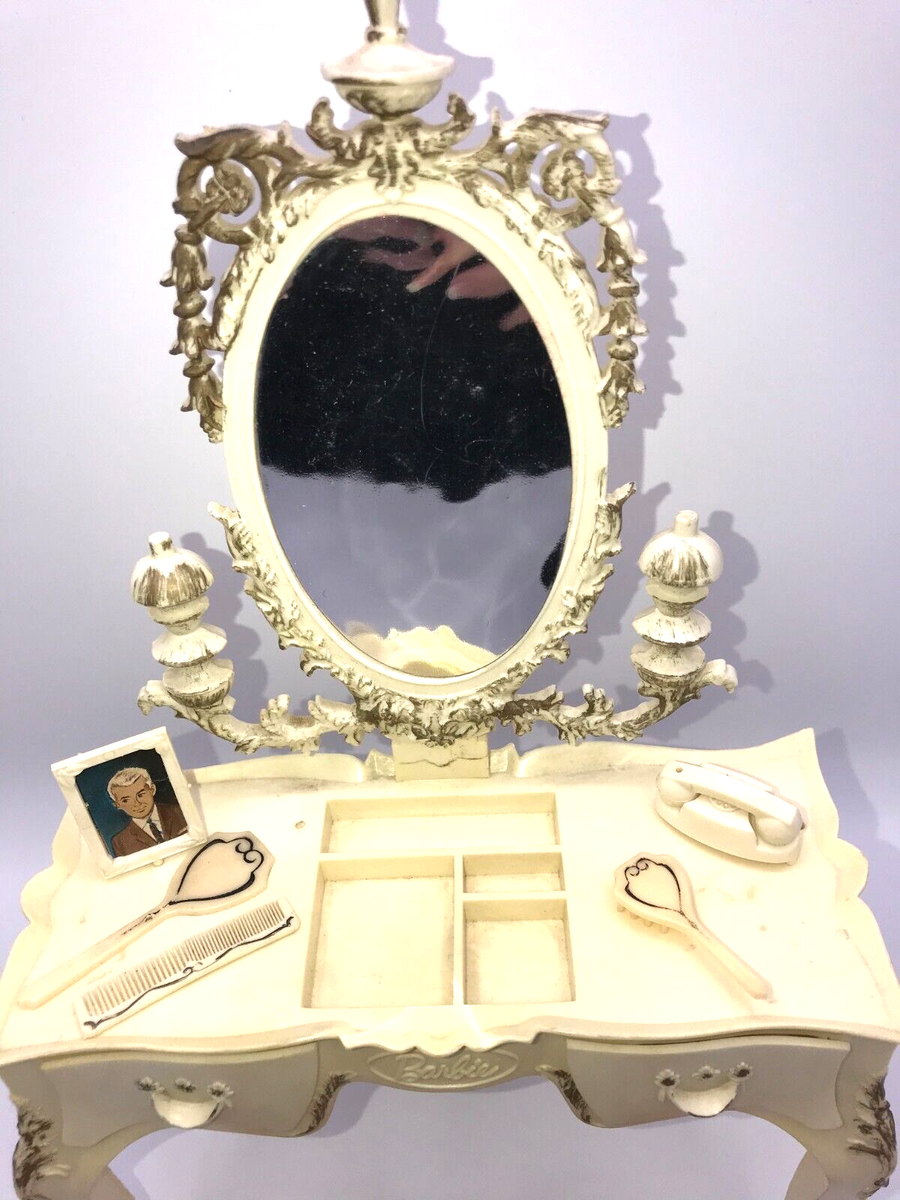 Susiページ(1) Barbie Vanity Set, Suzy Goose, Your Choice, Piece, Antique