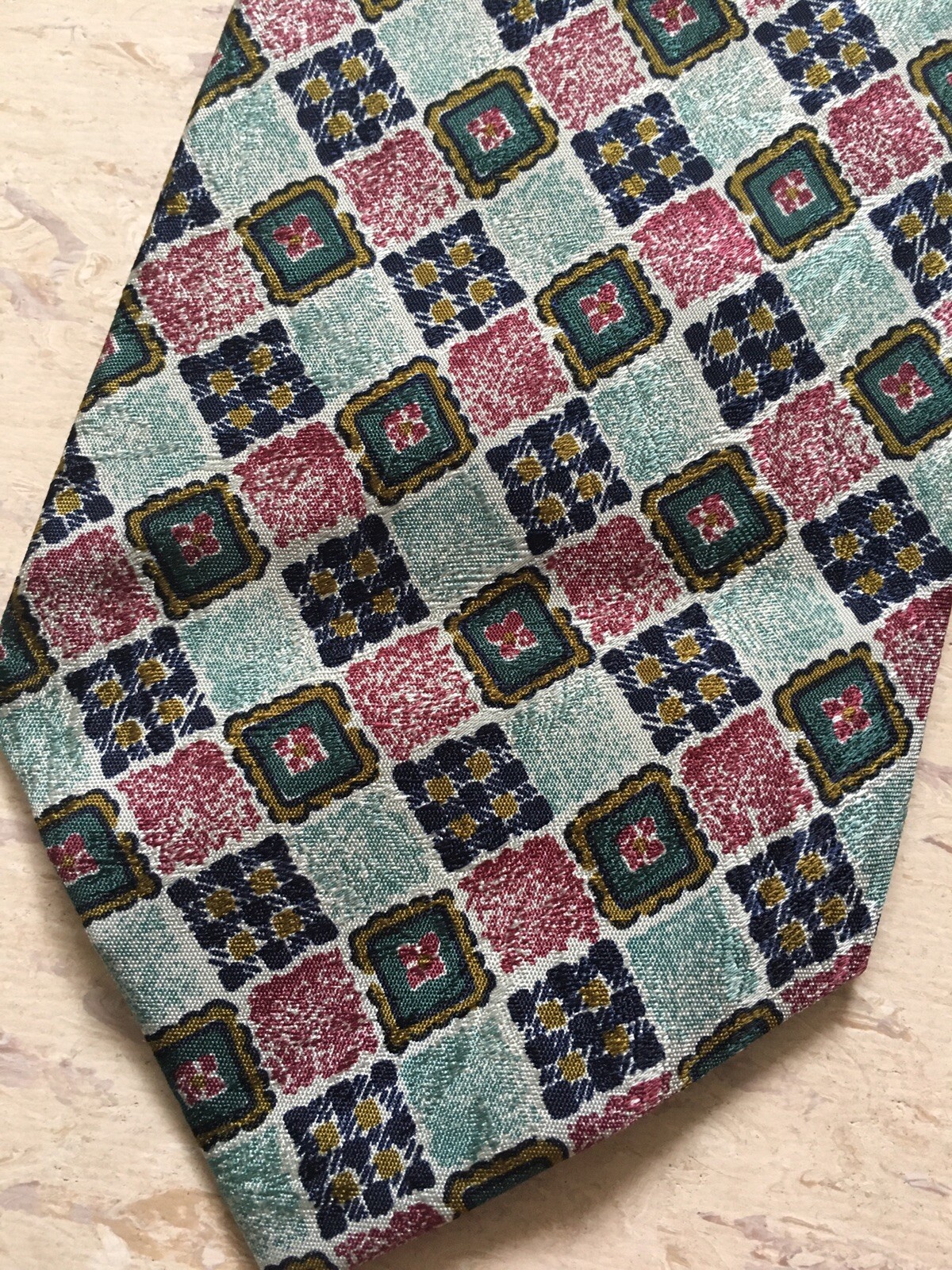 Picture 2 of 5