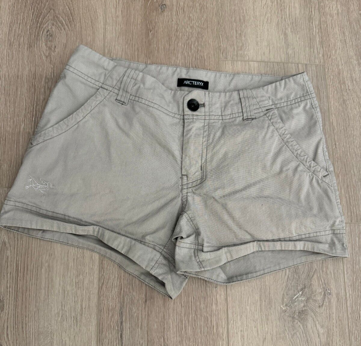 Pantaloncini Arc'Teryx donna taglia 8 outdoor escursionismo performance Gorpcore