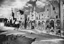 84 AVIGNON LE PALAIS DES PAPES