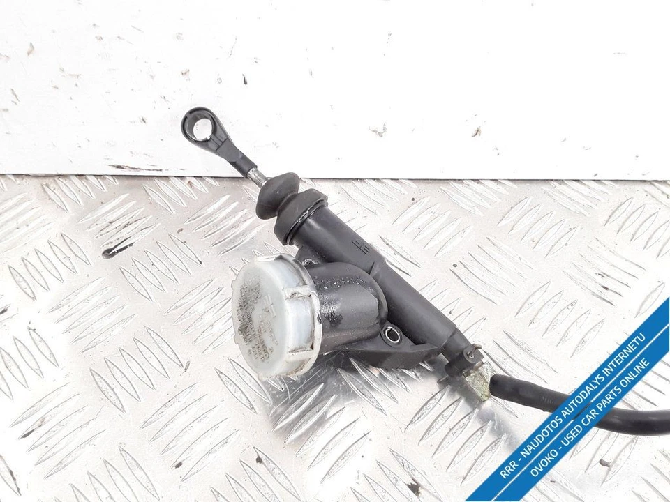 MG ZT-T 2003 RHD 2.0CDTI 96KW Cilindro Del Freno Master STC105480 Foto 3 de 4