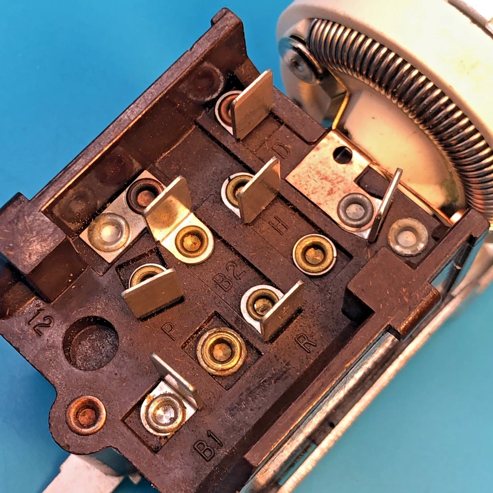 Переключатель фар США ПОДХОДИТ ДЛЯ PLYMOUTH BARRACUDA 1964-66, DUSTER 70-76 - Изображение 4 из 4