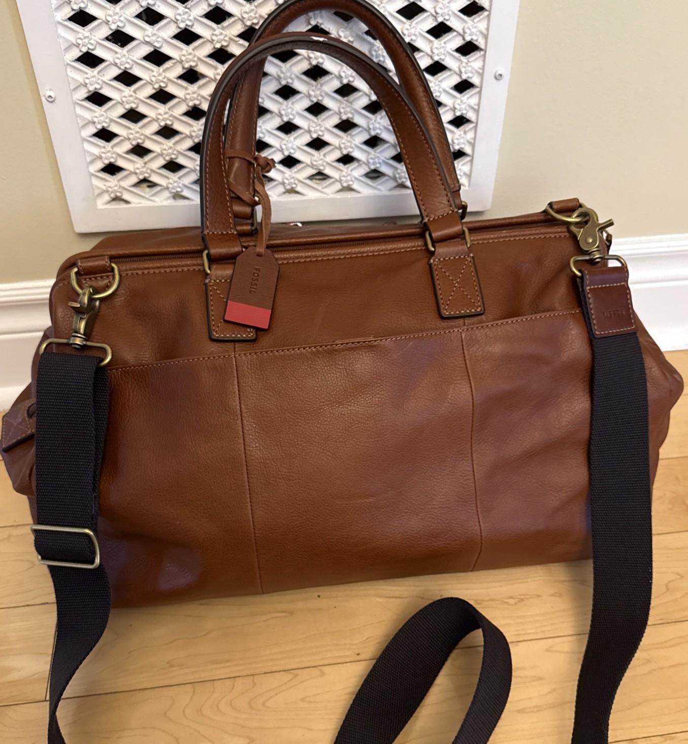 Fossil Brown Cow Hide Leather 19” Travel/Weekender/Duffle Bag