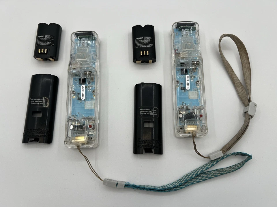 Nintendo Wii NYKO Wand Clear Remotes (2) Tested Working - Image 4 of 4