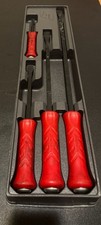 Snap-on Red Striking Pry Bar Set. Used Snap-on Red Striking Pry Bar Set. Used