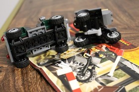 Lego Indiana Jones Jungle Cruiser and Motorcycle Chase - NICE CONDITION.