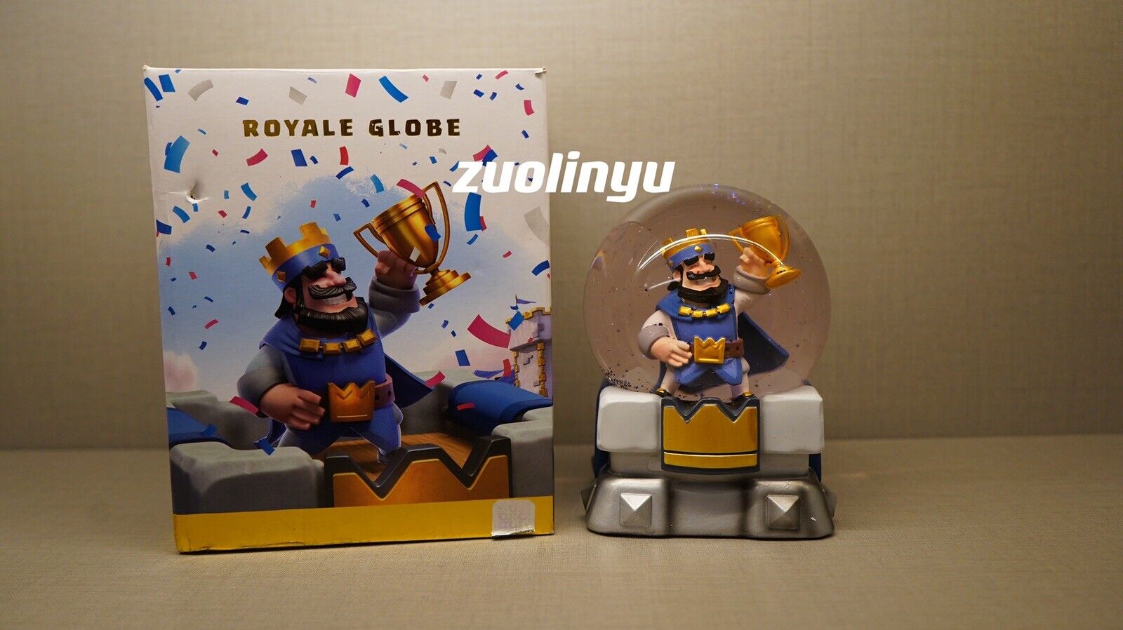 Supercell Clash Royale King Victory Snow Globe Limited Edition