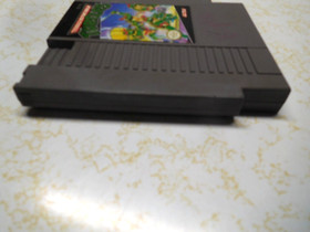 Vintage 1985 NES-V2-USA Ultra TMNT Teenage Mutant Ninja Turtles Video Game