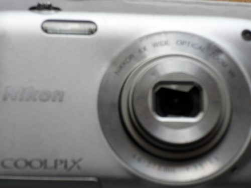Nikon Coolpix S3300 Digital Camera with No Accessory - LOOK/READ - Picture 9 of 10