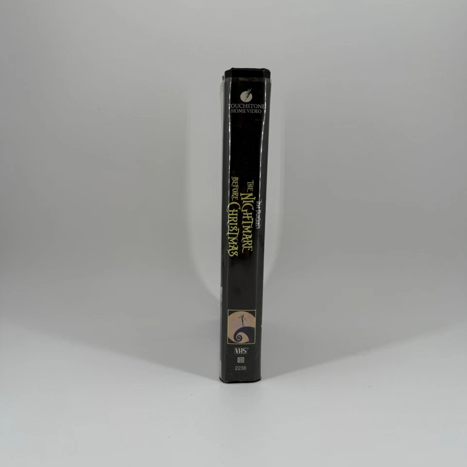 Tim Burton's The Nightmare Before Christmas (Clamshell VHS, 1994) - Image 4 of 4