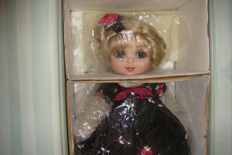 NEW-Original packaging MARIE OSMOND "Adora Friendship Belle" LE #105 of 450