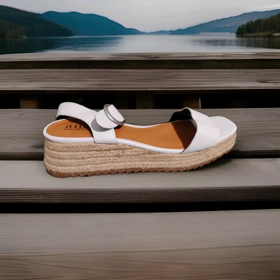 Sandalias/zapatos de mujer con correa blanca a.n.a new approach #9 2 pulgadas de tacón Foto 2 de 4