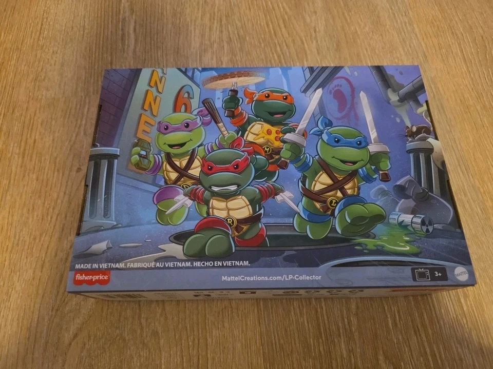 Juego de 4 figuras de coleccionista Teenage Mutant Ninja Turtles Little People Foto 2 de 4