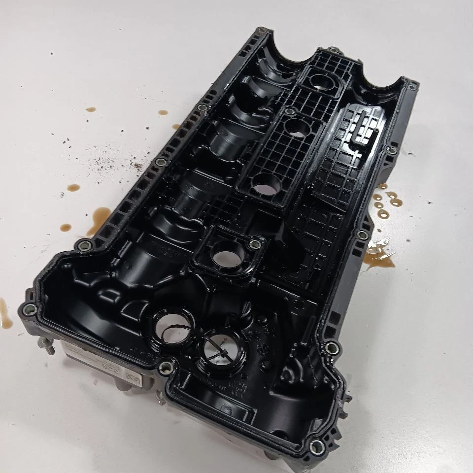 福特野马 2.3 发动机气缸盖阀盖 2015 2016 2017 — 第 2/4 张图片