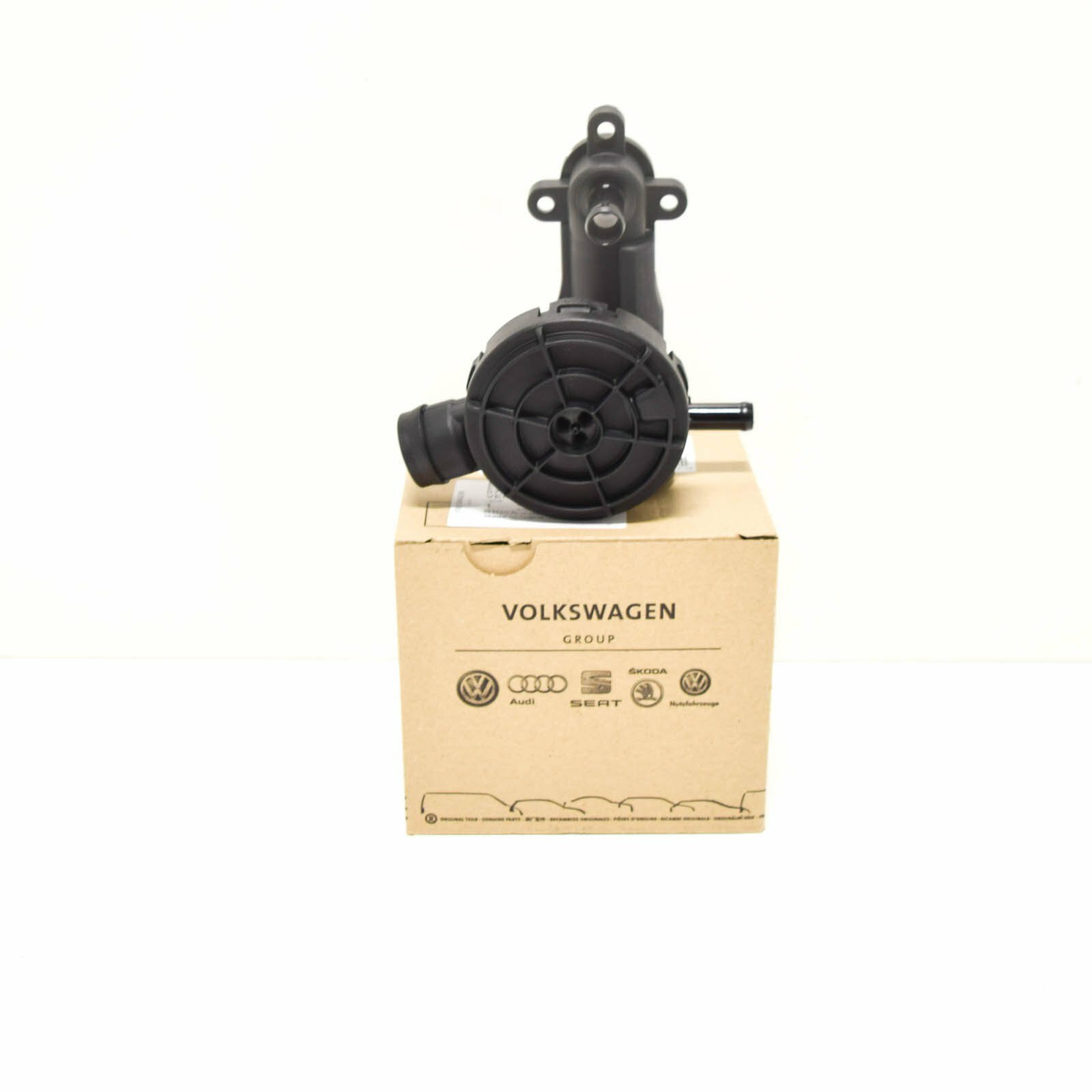 NEW AUDI A8 4H ENGINE BREATHER VALVE CRANKCASE 079103245M 079-103-245-M