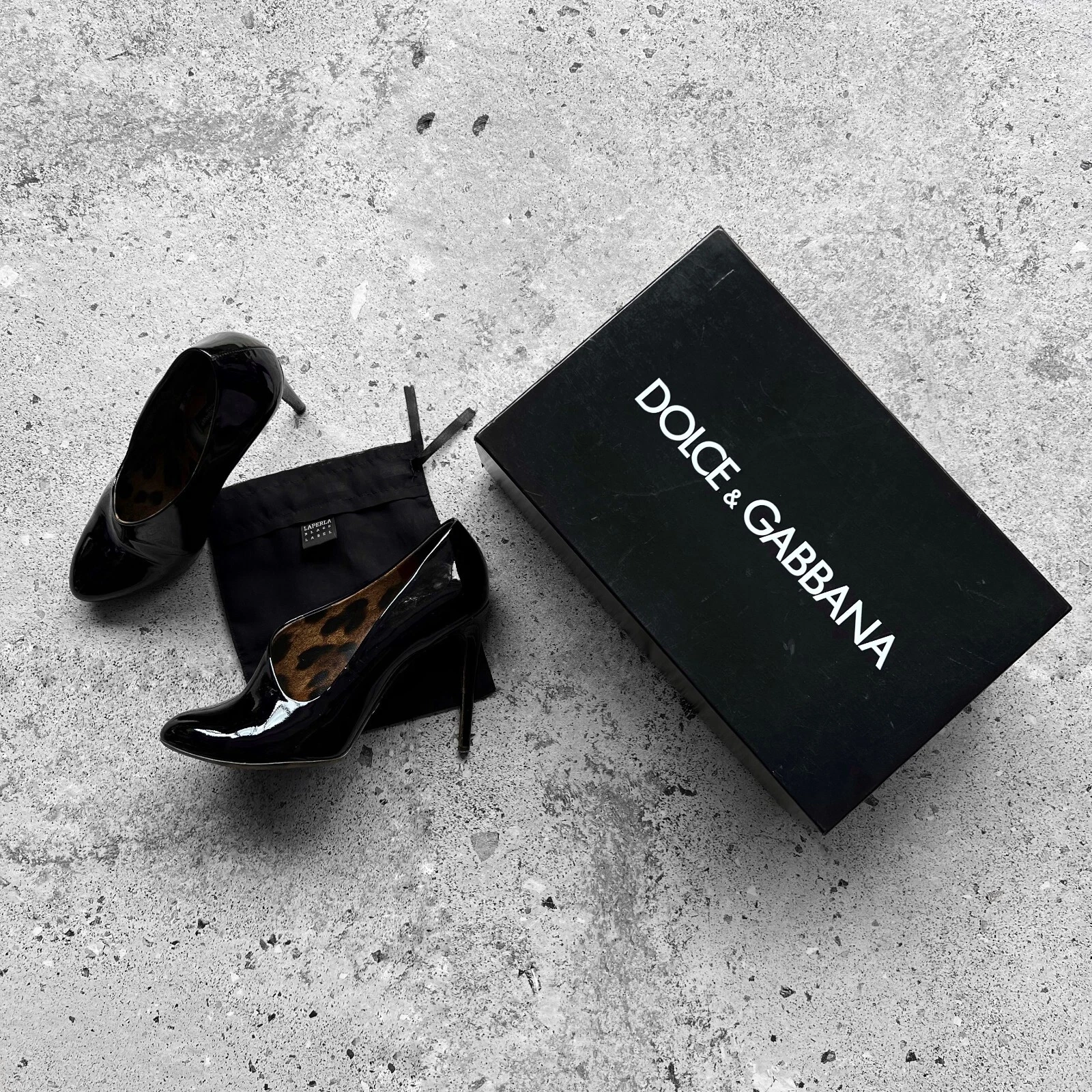 Talons hauts en cuir verni noir asymétrique Dolce & Gabbana taille   États Unis 9