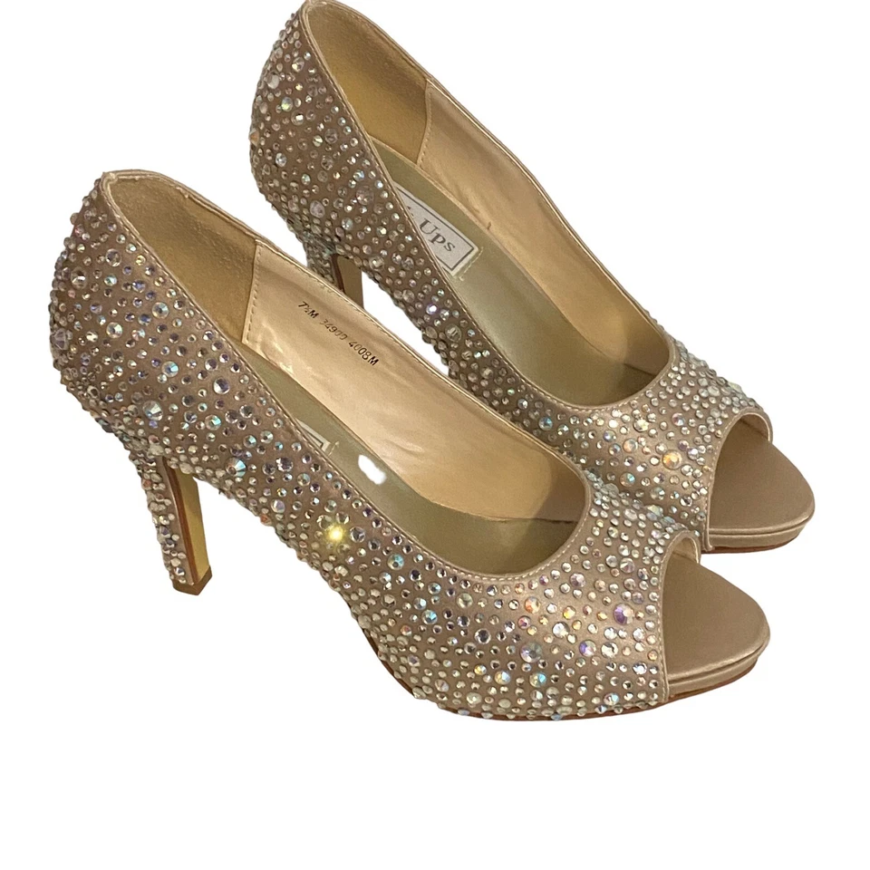 Zapato de boda Eliza Touch Up para mujer punta abierta estrás tacones tachonados talla 7,5 M Foto 2 de 4