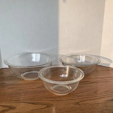Set Of 3 VTG Pyrex Clear Nesting Mixing Bowls Glass 322 - 323 - 325