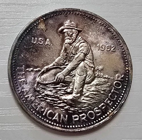 1 Troy Ounce Fine Silver Round, Engelhard Prospector