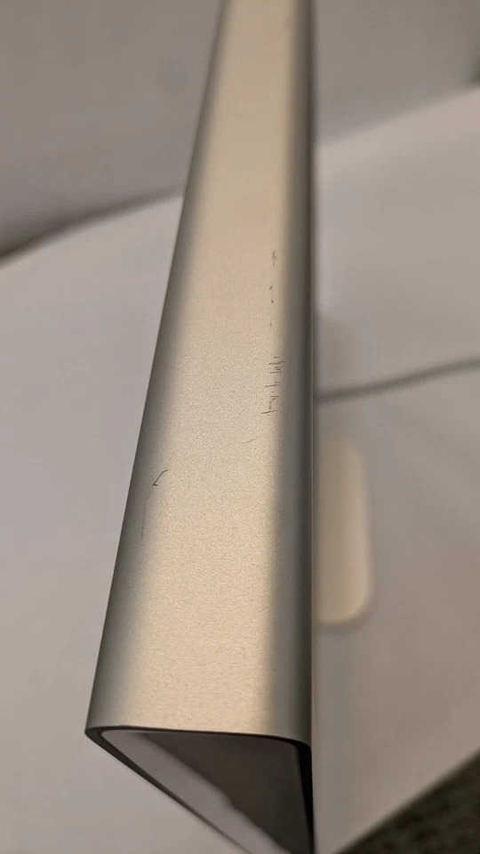 Apple A1081 20 inch Widescreen Cinema Display LCD Monitor Only - Image 3 of 4