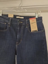 Levi's 721 High Rise Skinny Jeans Dark Blue  Size 30x32 (10 Long)