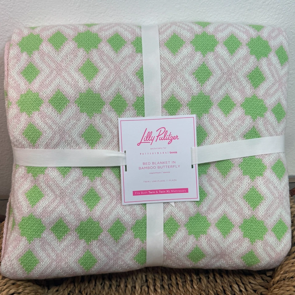 POTTERY BARN TEEN LILLY PULITZER BED BLANKET IN BAMBOO BUTTERFLY TWIN PINK GREEN - Image 3 of 4