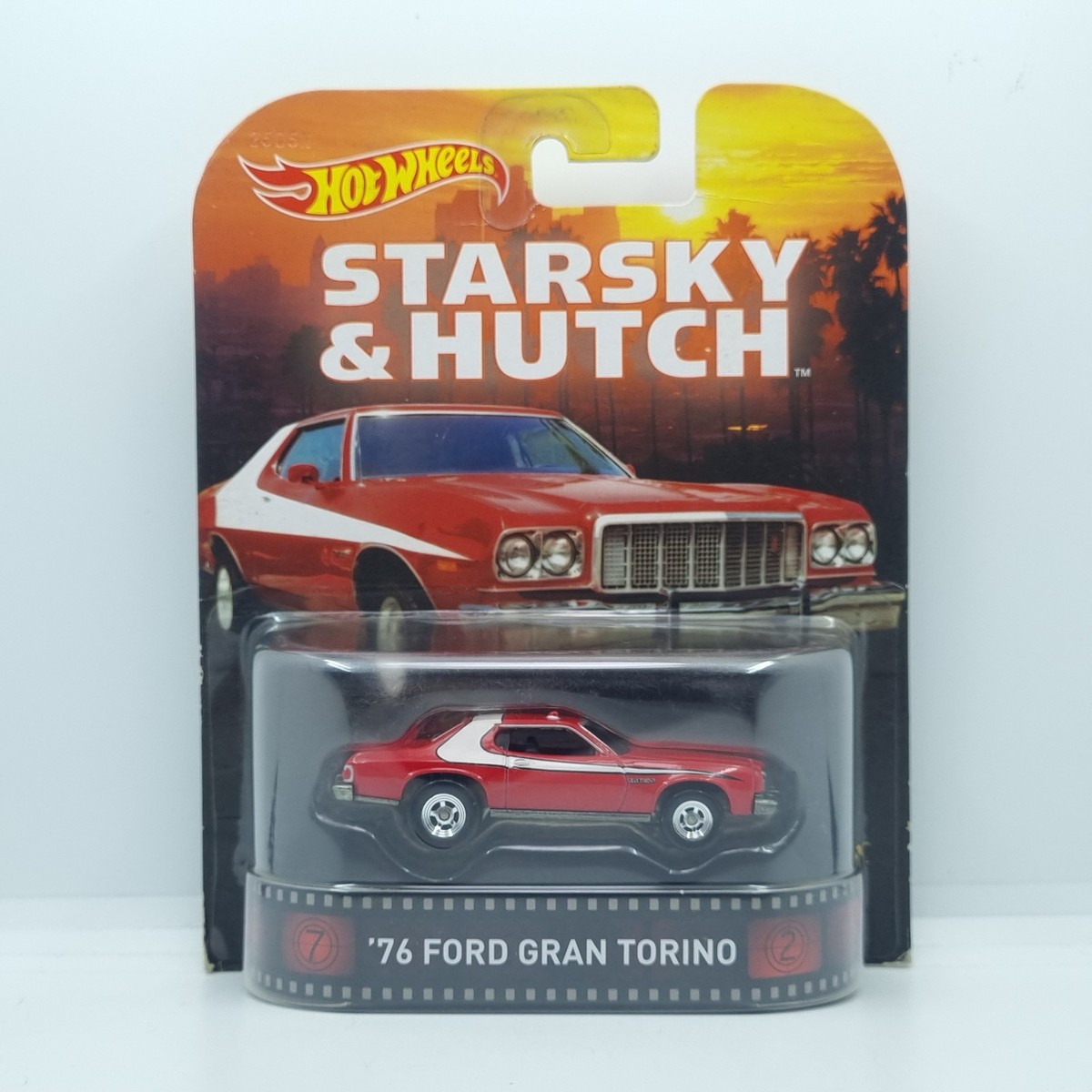 Hot Wheels 2015 Retro Entertainment Starsky & Hutch '76 Ford Grand