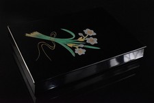 F9174 : Coffret japonais en bois laqué INKSTONE avec boite signée outil de calligraphie.