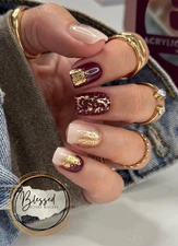 RED Aspen Press On Nails-🍁 Glimmering Gena-ACRYLIC- Short -Squoval-Design