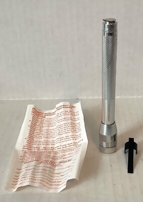 Vintage 1990 Brinkmann Mini Silver Flashlight Requires 2 AAA Batteries Not Inc