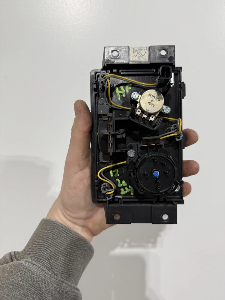 94-97 Chevy Blazer S10 GMC Jimmy Sonoma controle climático de temperatura A/C - Imagem 3 de 4