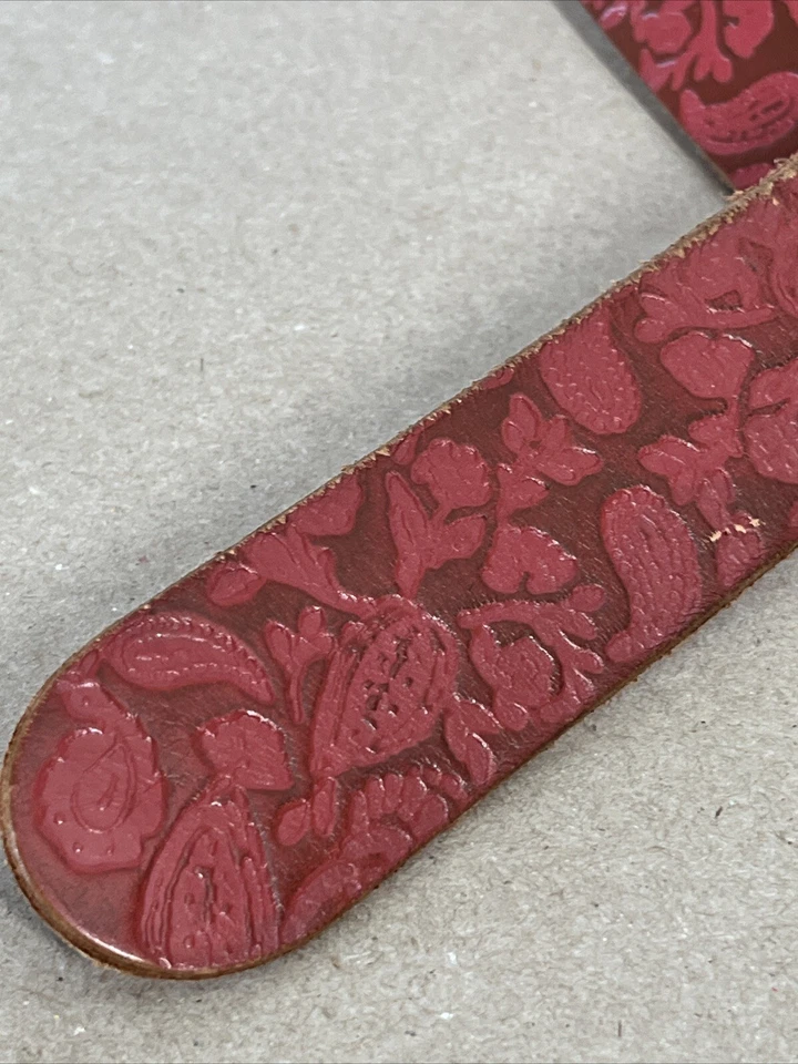 Cinturón de cuero Lucky Brand para mujer pequeño rojo cachemir tooled vintage hecho en la India Foto 3 de 4