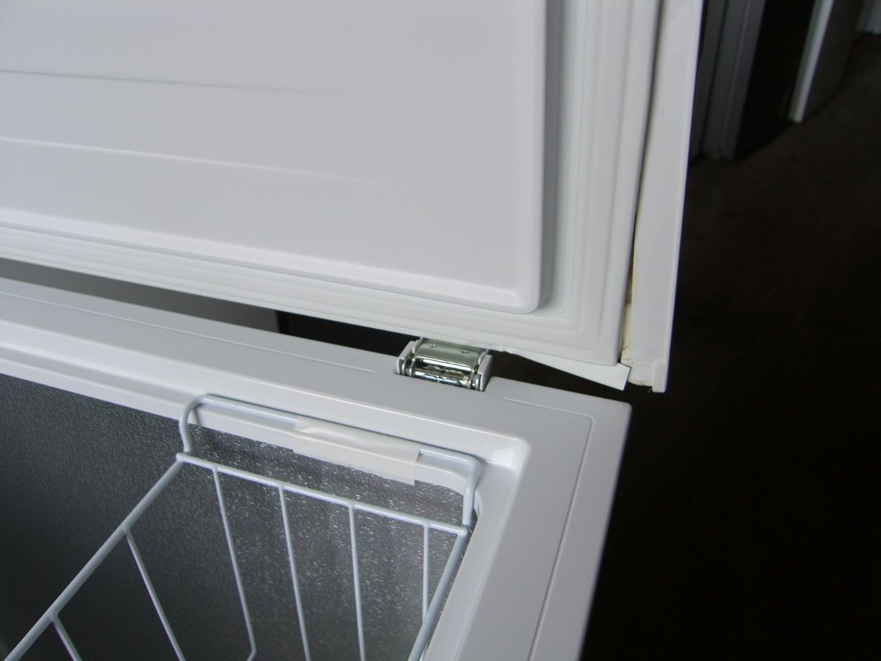 Logik L142CFW20 White Chest Freezer 142L (Suitable for Outbuildings