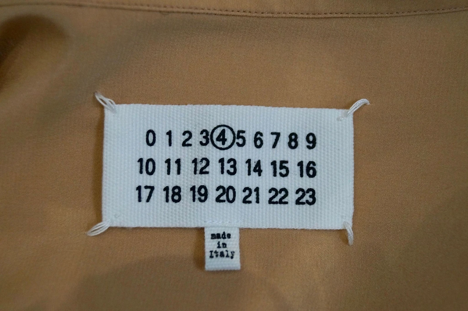 MAISON MARGIELA Abito camicia manica lunga MAISON MARTIN MARGIELA nudo beige seta colletto 40 UK8