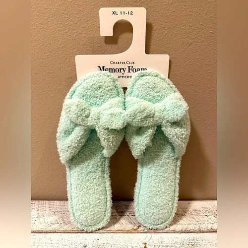 Ladie’s Charter Club Brushed Terry Cloth Memory Foam Slippers, size XL - NIP - Picture 1 of 3