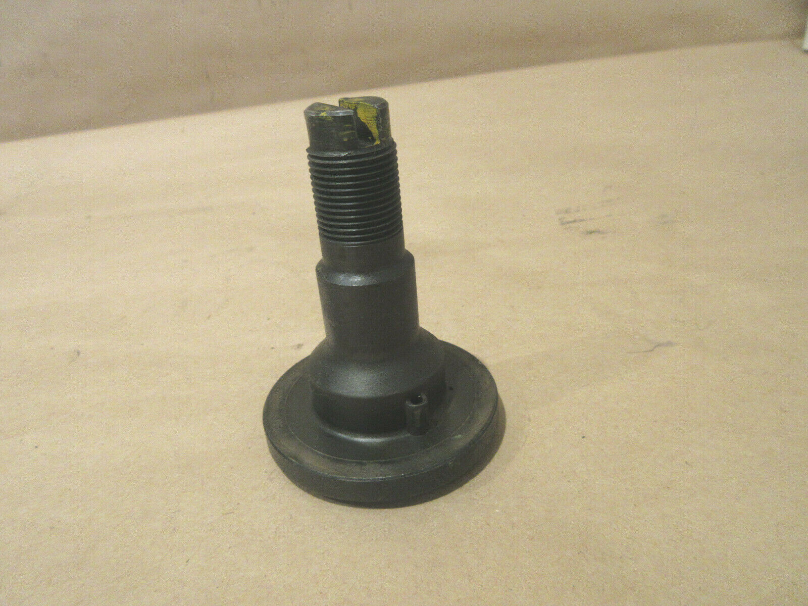Ferrari 328, Mondial, Testarossa - Front Hub Shaft - P/N 124465 