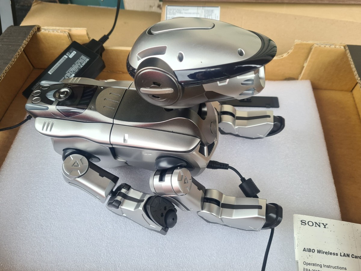 AIBO 動作品ERS-210 シルバーと無線LANカード等