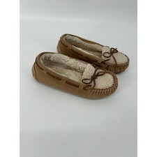 Minnetonka Moccasin Slippers Women 6M Tan Excellent Faux Fur Lined Suede 40452