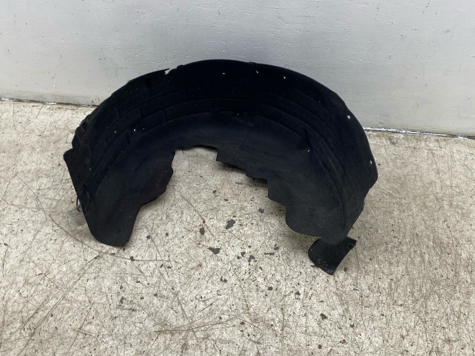 2019-2023 ASTON MARTIN VANTAGE OEM REAR RIGHT INNER FENDER LINER COVER