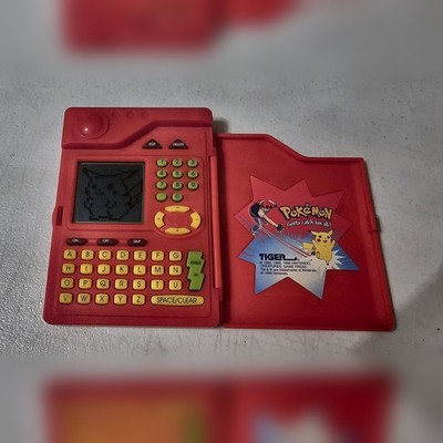 Pokemon Pokedex Tiger Electronics 1999 Vintage Handheld TESTED WORKING Nintendo