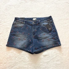 NEW Crown & Ivy Classic Flamingo Denim Jean Shorts Women’s size 10 NWT Stretch