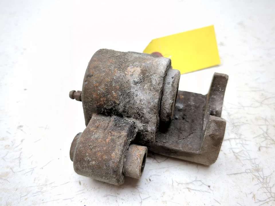 Pinza de freno delantera izquierda (dirección) John Deere Gator HPX 04-16 Foto 3 de 4