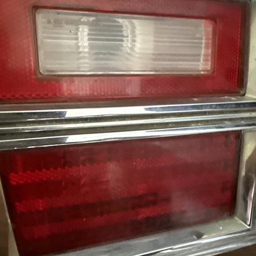 1977- 1989 Chevrolet Caprice Wagon Rear Taillight Assembly LH. Used - Picture 6 of 9