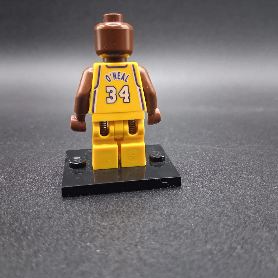 LEGO Shaquille O'Neal Minifigure #34 3561 NBA Los Angeles Lakers CMF Lot nba022 - Image 2 of 4