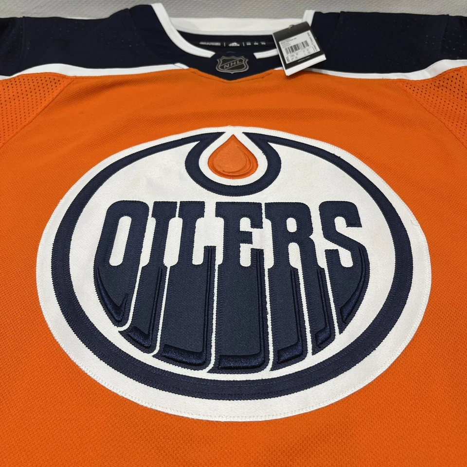 Edmonton Oilers NHL Adidas Sz. 50 Authentic Hockey Jersey Fight Strap #00 Wilson - Image 2 of 4
