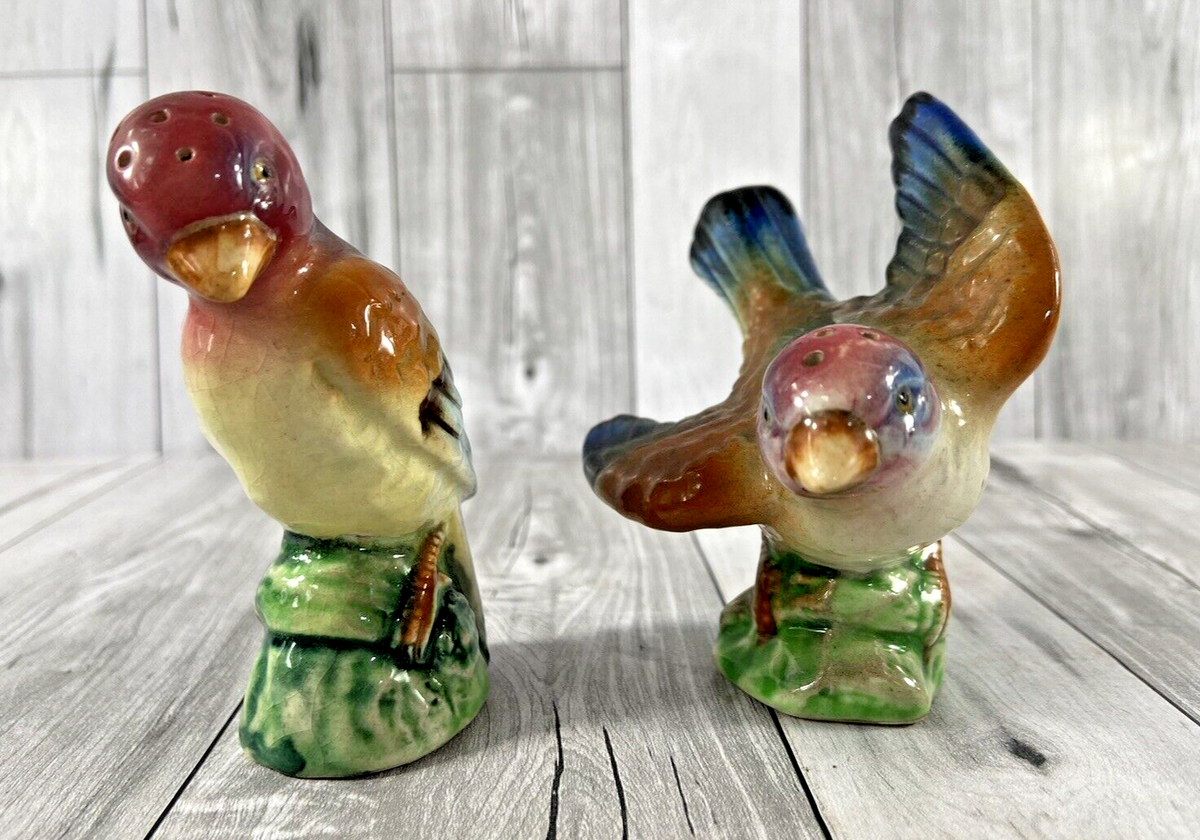 工芸品 milktea birds  Bunting Vintage Porcelain Painted Bunting Bird Salt and Pepper